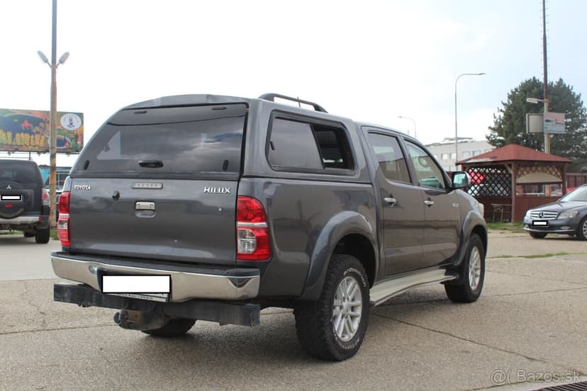 Toyota Hilux DC 3.0 I D-4D Sol A/T