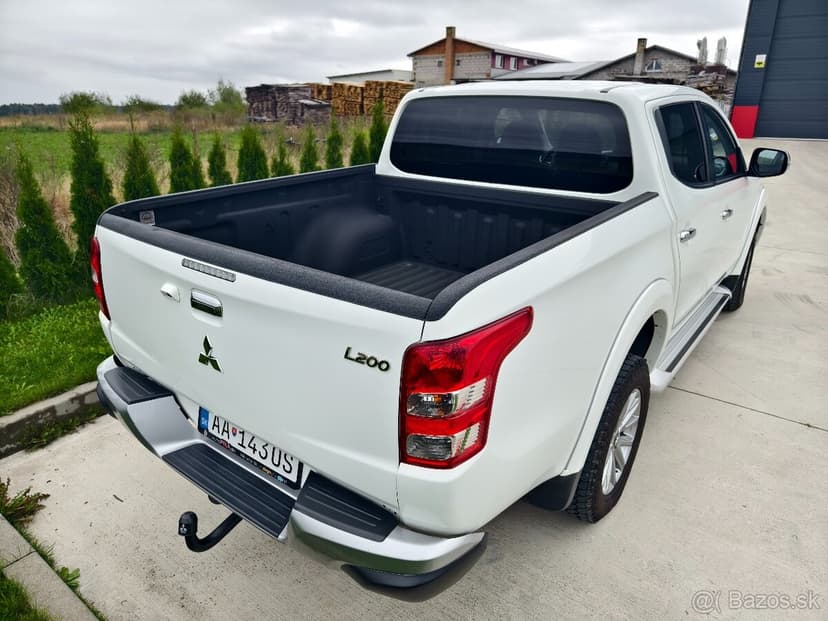 Mitsubishi L200 2.4 DiD 133 kW 4WD, Krásny stav bez korózie
