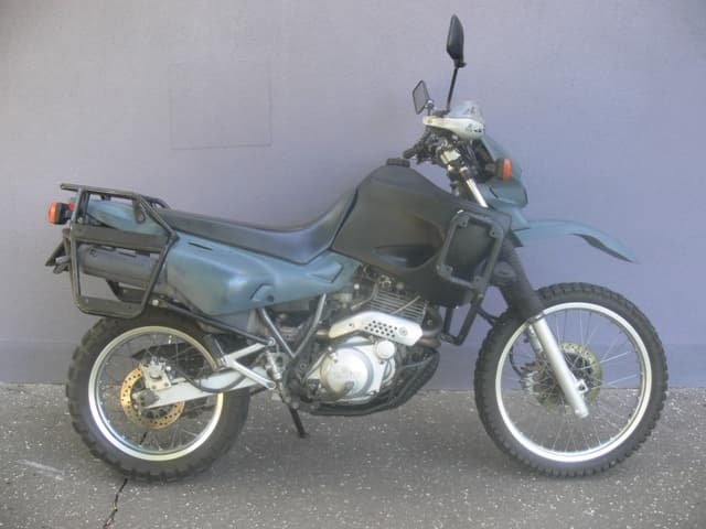 YAMAHA XT 600 E - Enduro