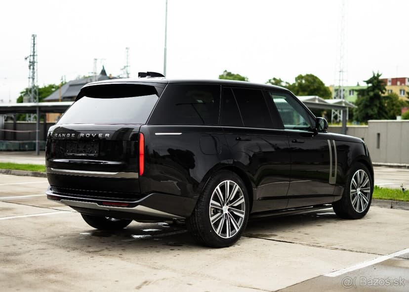 Land Rover Range Rover 3.0D MHEV D300 HSE AWD A/T