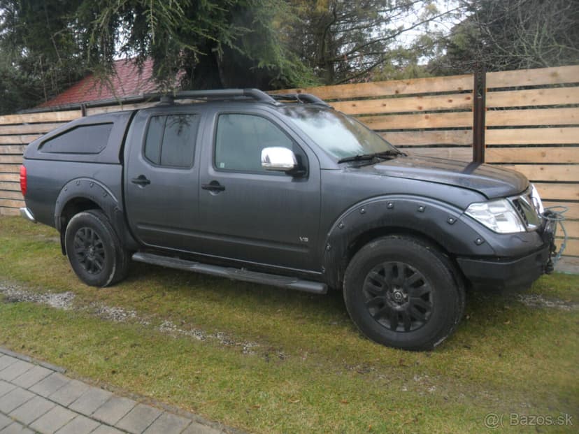 Predam Nissan Navara D40 - vada motora.