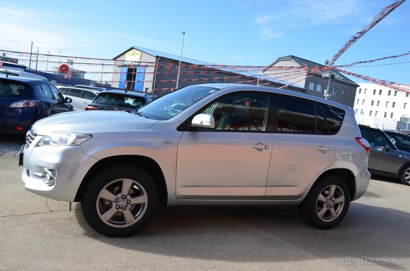 Toyota RAV4 2,2 D 110KW 4x4 AT6 Lux