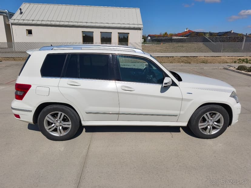 Mercedes BENZ GLK 220 CDI 4 MATIC automat 125 kw