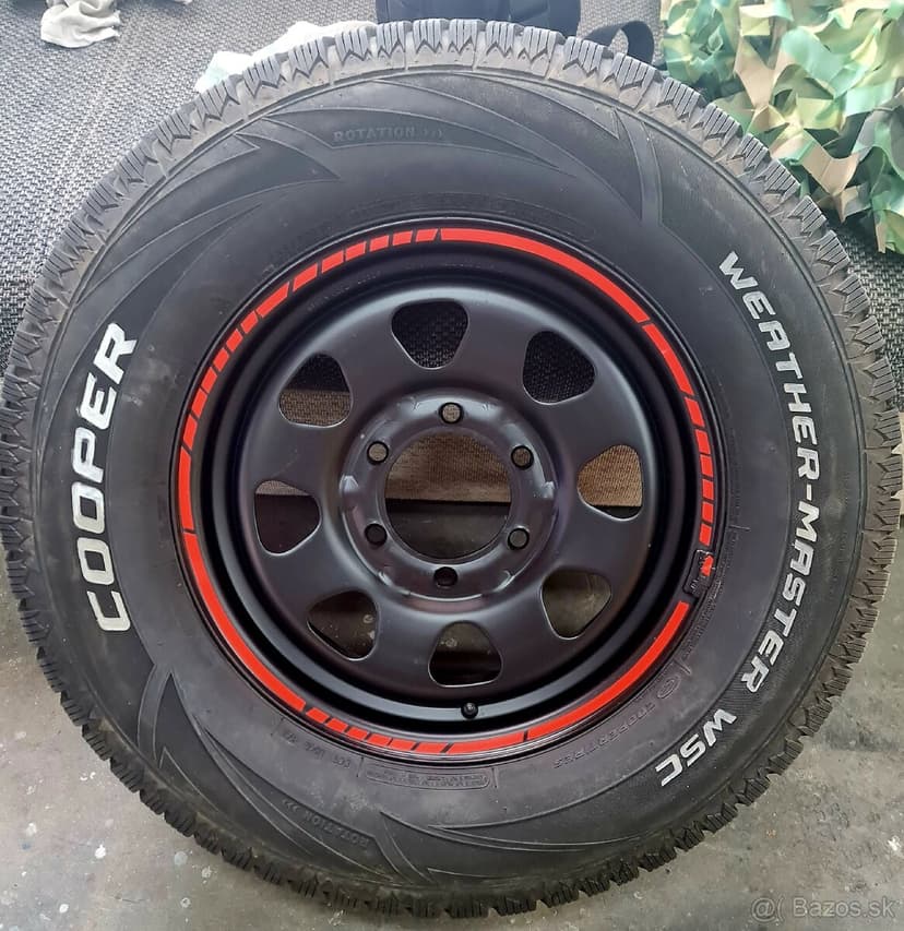 Hladá sa ukradnutá TOYOTA HILUX