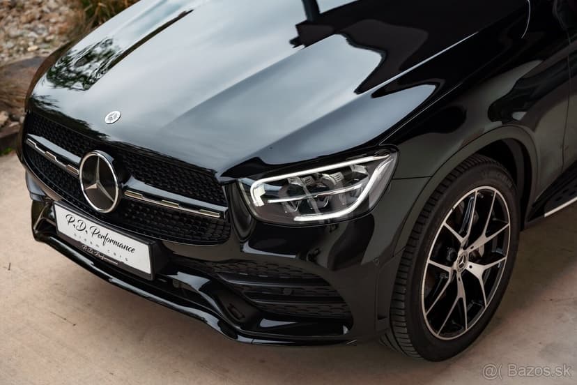Mercedes-Benz GLC 300 4Matic AMG Line / Night Edition