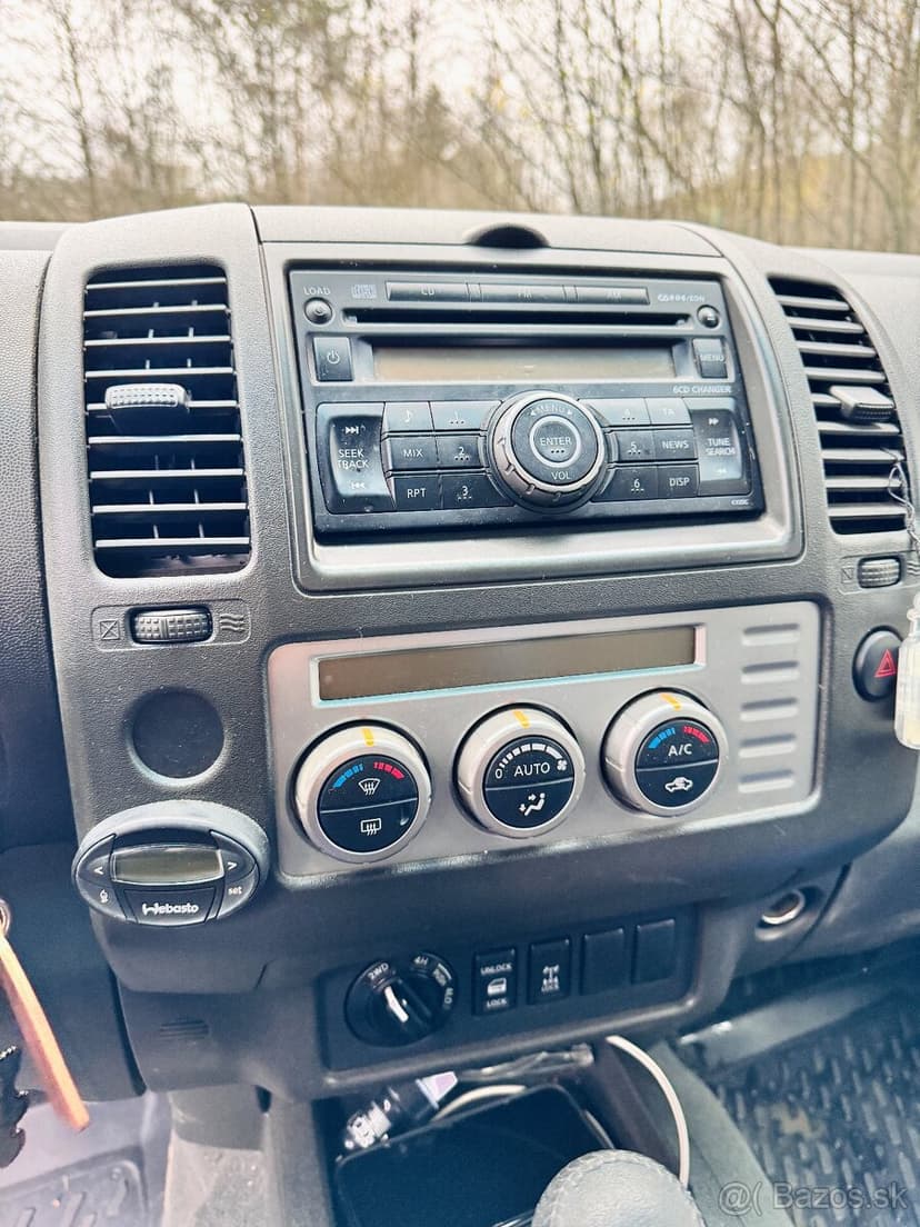 Nissan navara d40 king cab -  109 000 km