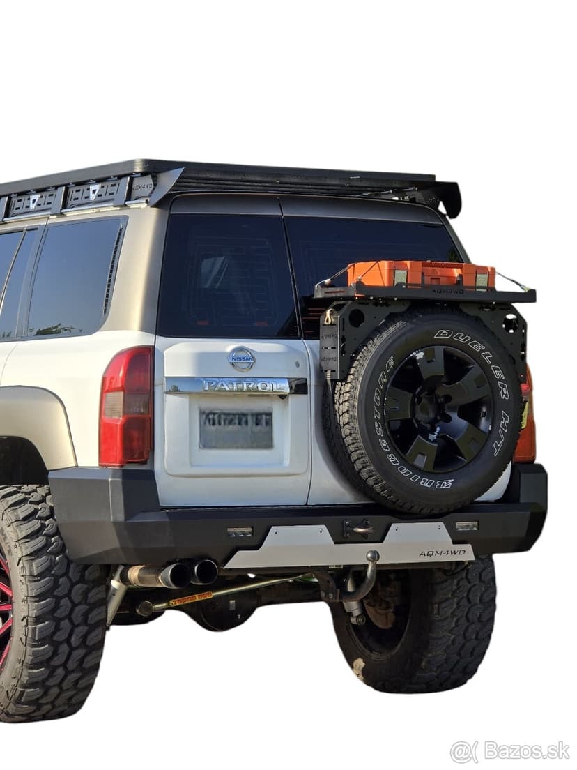 Zadný pevnostný nárazník Nissan Patrol Y61