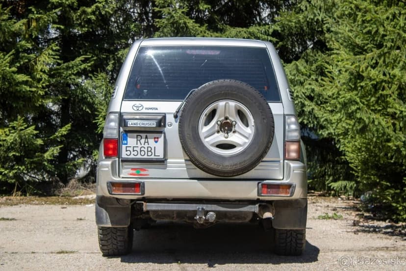 Toyota Land Cruiser.