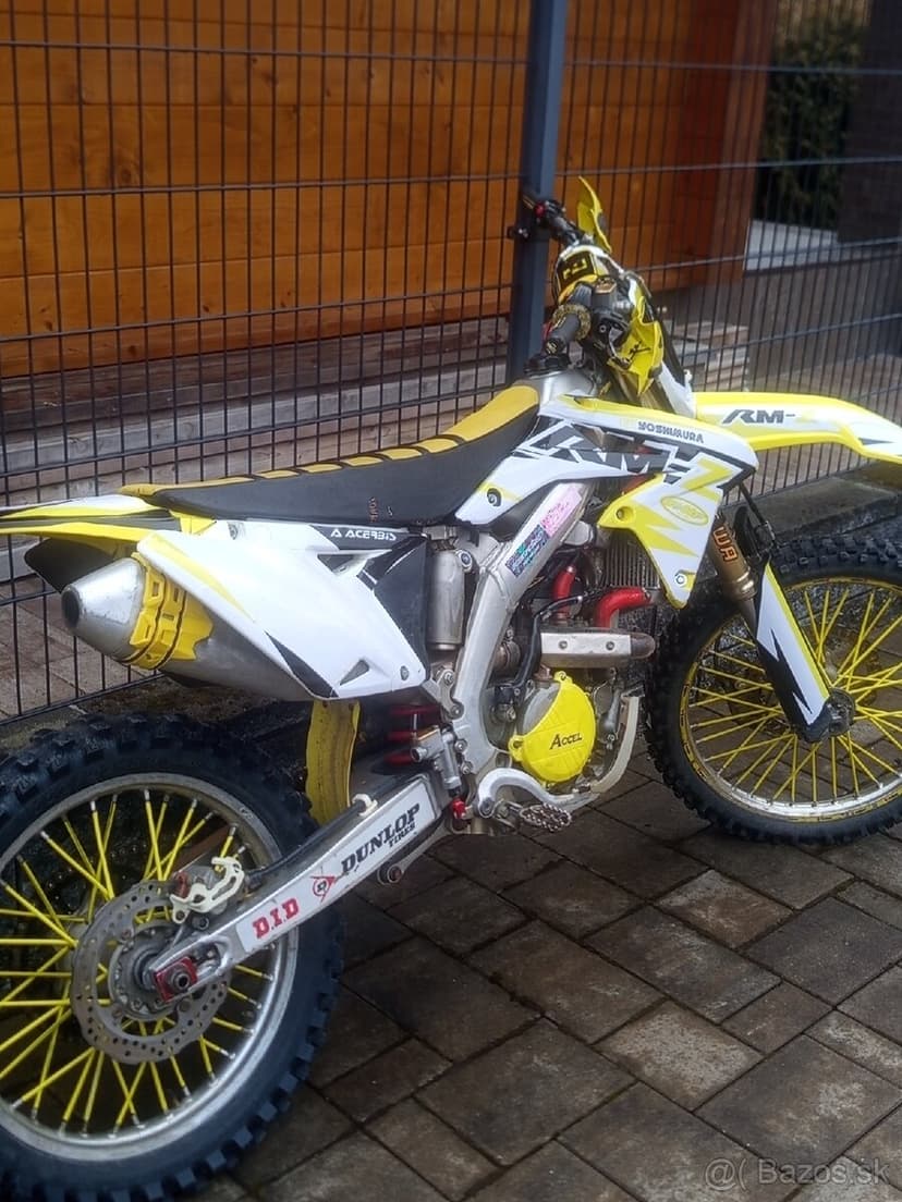 Suzuki rmz 250