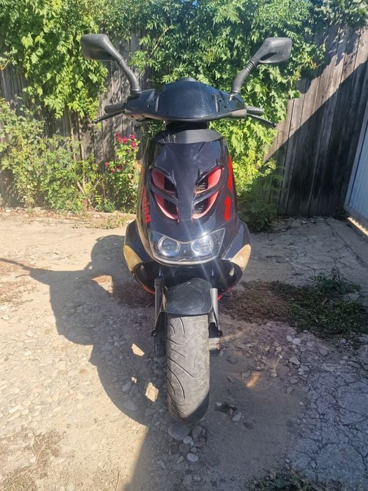 Scuter aprilia sr 49cc 2t