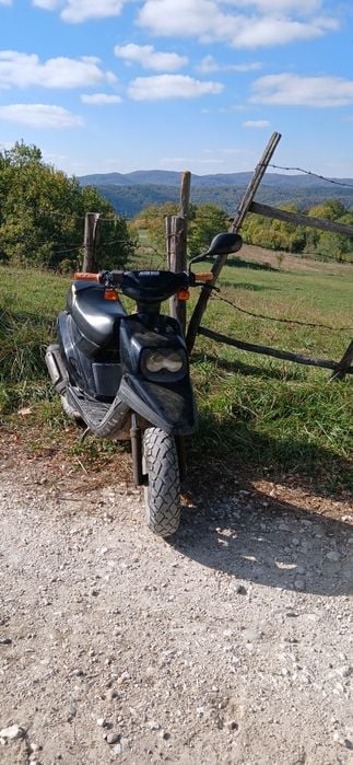 Vând scuter yamaha booster mbk de 49cc