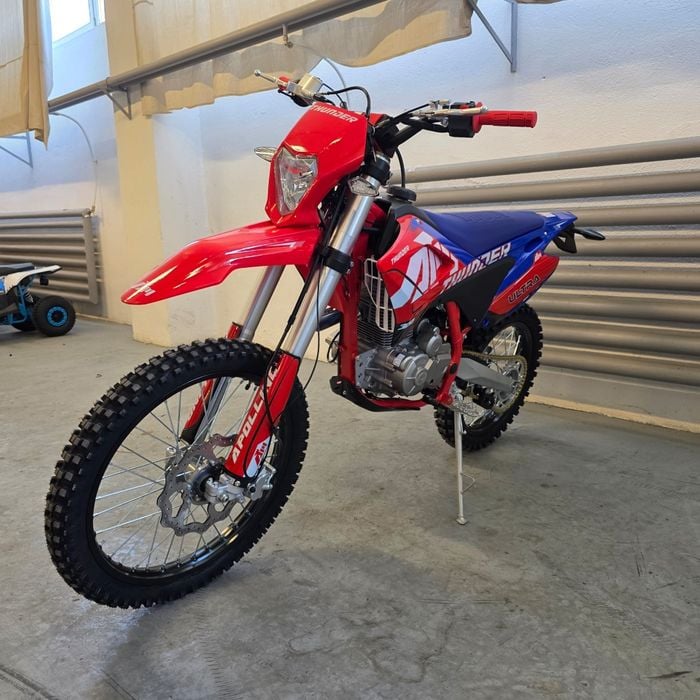 Motocross Ultra 300cc Apollo Thunder 4 timpi E-Start Nou din Germania