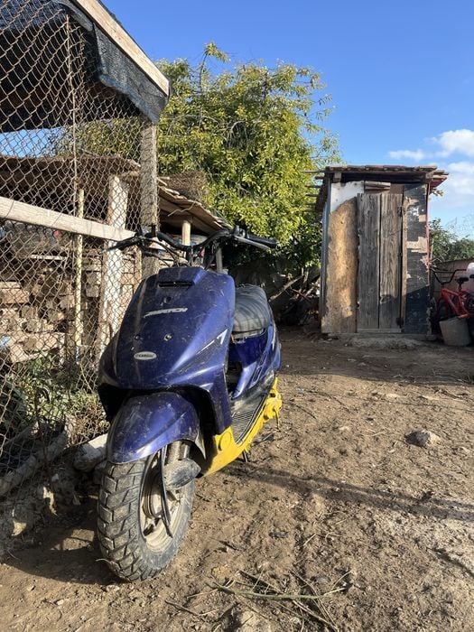 Scuter de vanzare motor perfect functional