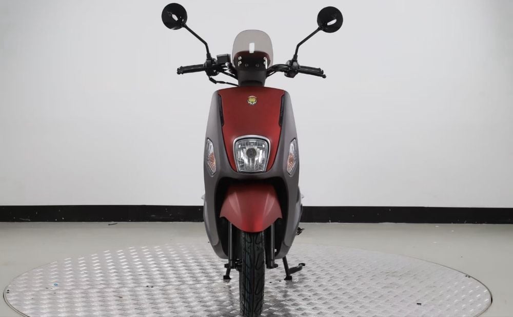 Scuter 50Cc fara permis