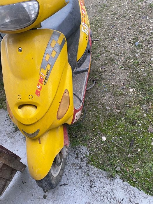 Vând scuter 50cc