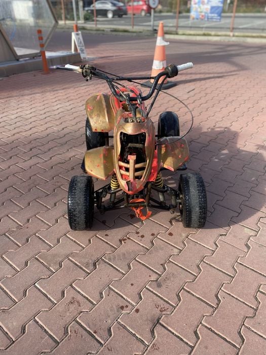 Vand sau schimb atv in stare buna
