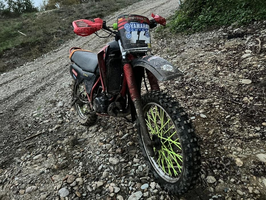 Vând Yamaha 125 DT 2T