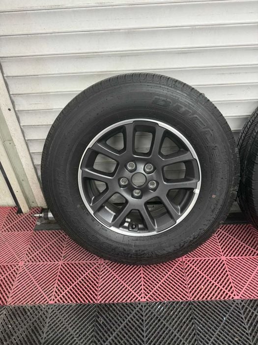 5xJante 18 ORIGINALE JEEP Wrangler Rubicon Gladiator 255/70/18 Sahara