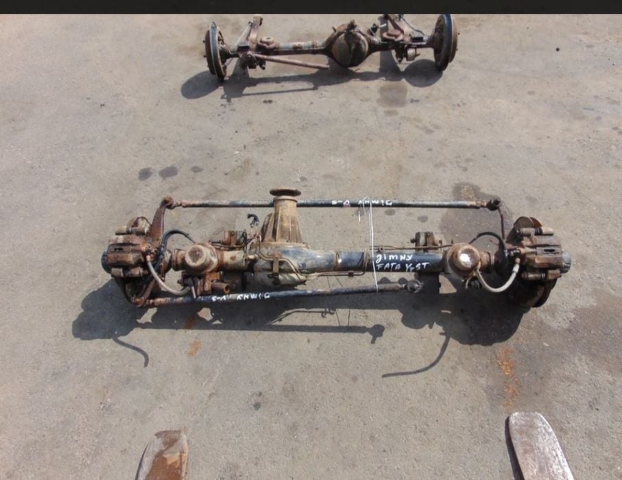 Punte fata completa Suzuki Jimny 1.3 benzina an 2004