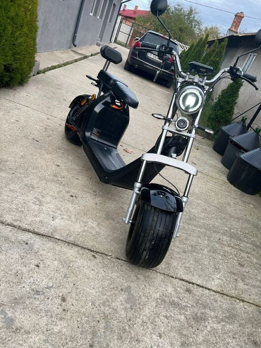 Scuter electric în perfecta stare de functionare