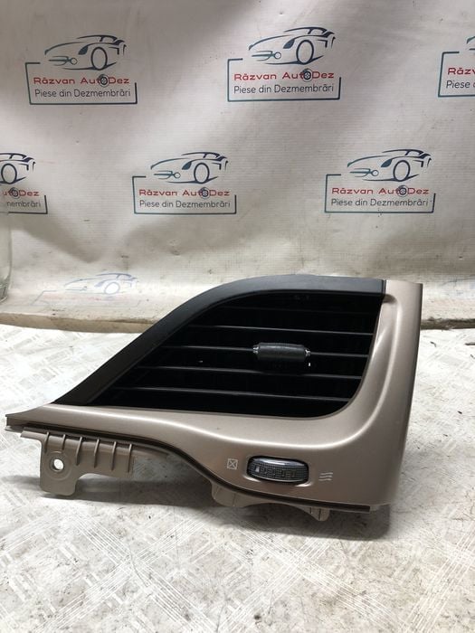 Grila ventilatie dreapta  Jeep Cherokee - Motorina 2015