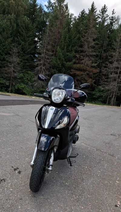 Piaggio Beverly 350
