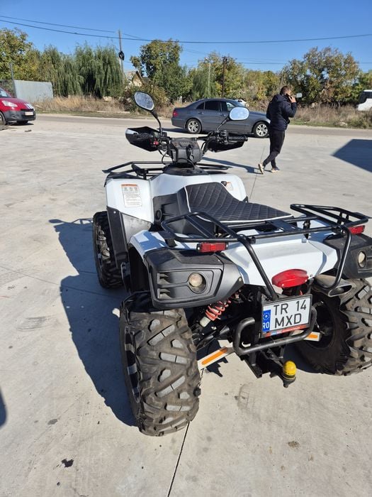 Vând ATV LINHAI permis 16 ani
