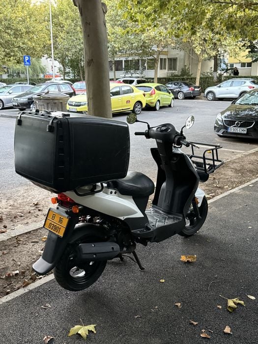 scuter scooter Kymco agility carry 50cc e5 2022