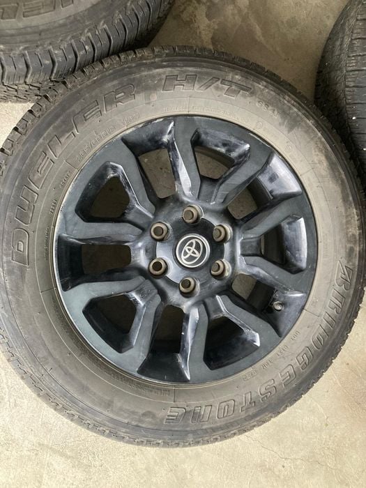 5 Roti complete Toyota Hilux noi