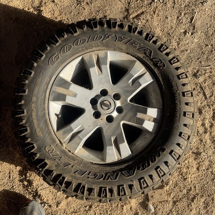 Roti complete Nissan navara