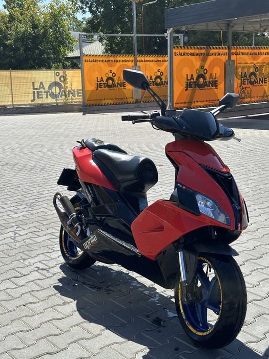 Scuter aprilia sr 50
