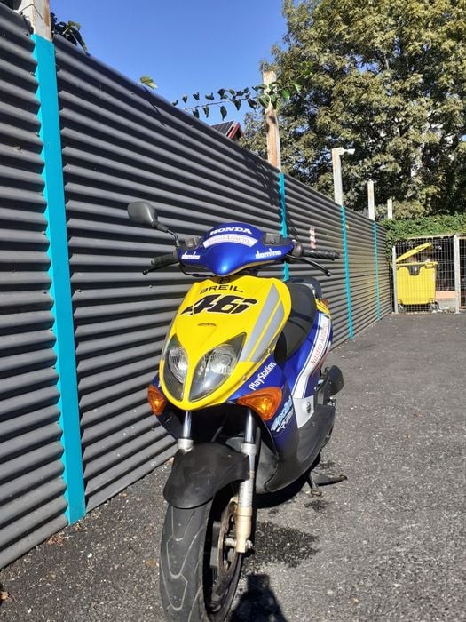 Scuter 50 cc Honda 8xr