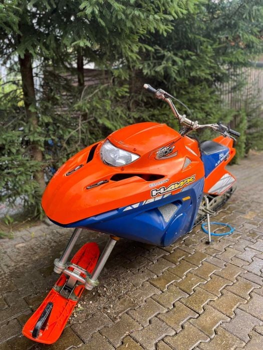Snowmobil HANK motor Rotax 500 cu un schi