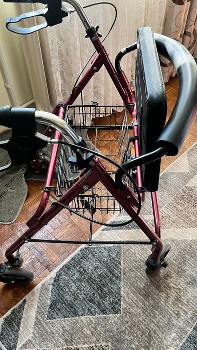 Mergator din aluminiu