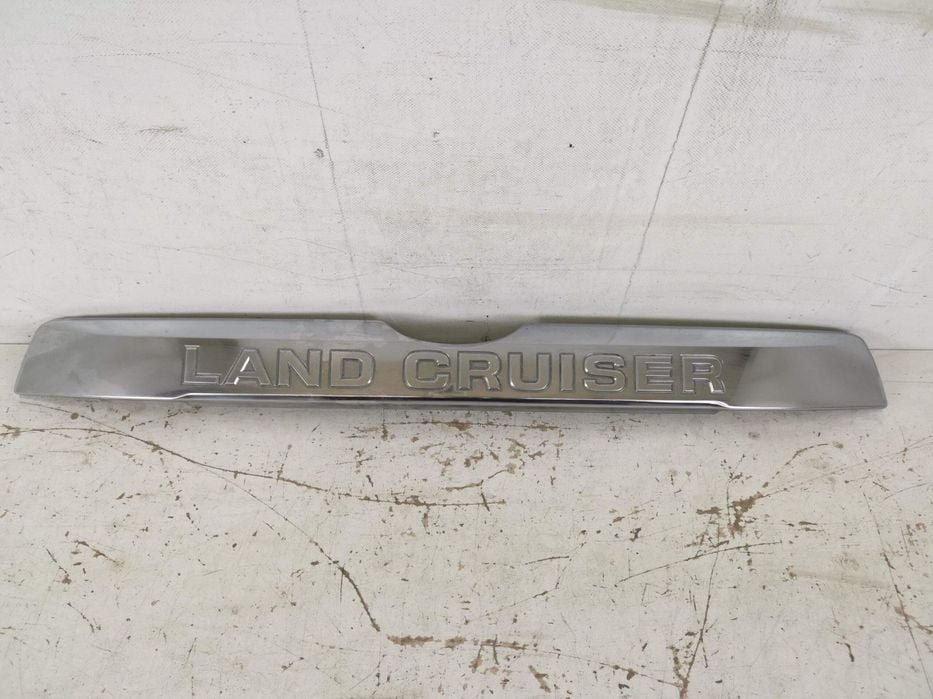 Ornament Crom Haion Toyota  Land Cruiser Prado J150 2009 2010 2011 201