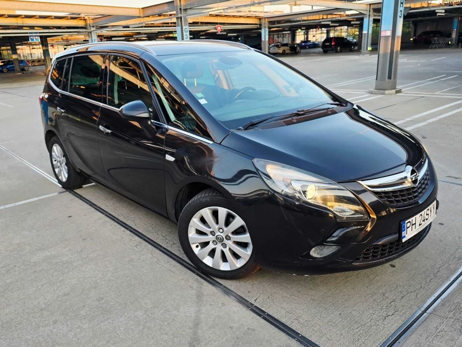 Opel Zafira Tourer 2.0 CDTi 2012 E5 RATE FIXE fara avans Buyback