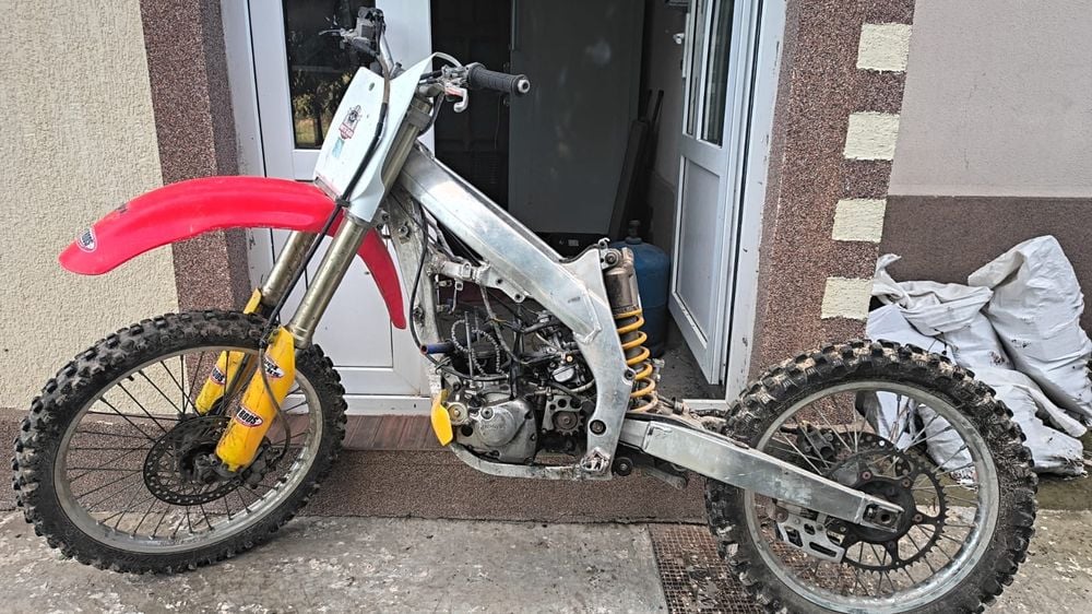 Vând honda crf 450 r 2003 și Husqvarna Fc 450