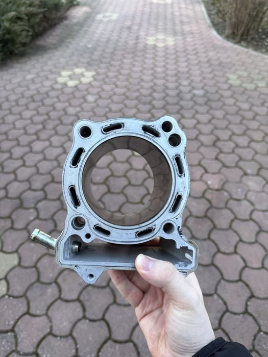 Cilindru suzuki ltz-400 ( kawasaki kfx , artic cat dvx)