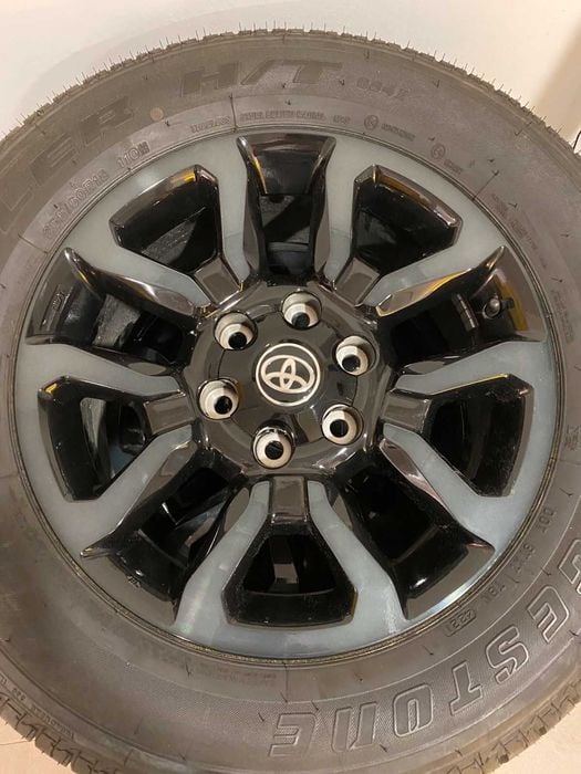 Jante 18″ originale TOYOTA Hilux Bridgestone Dueler 684 II 265 60 R18