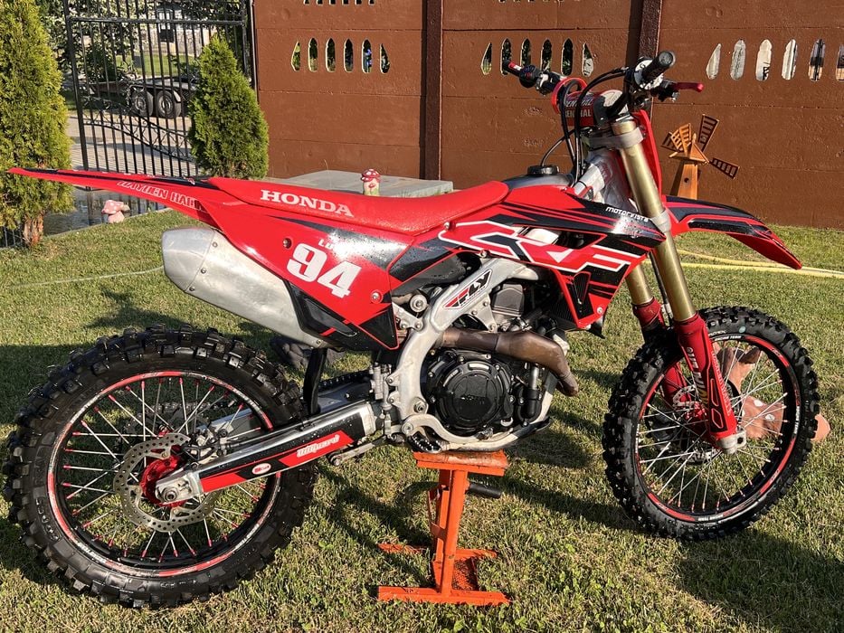 Vand Honda CRF 450Raly sau schimb cu Atv