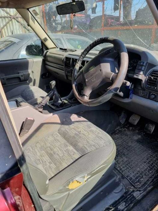 Dezmembrari Land Rover Discovery 2 td5 1999-2004 / piese / dezmembrez