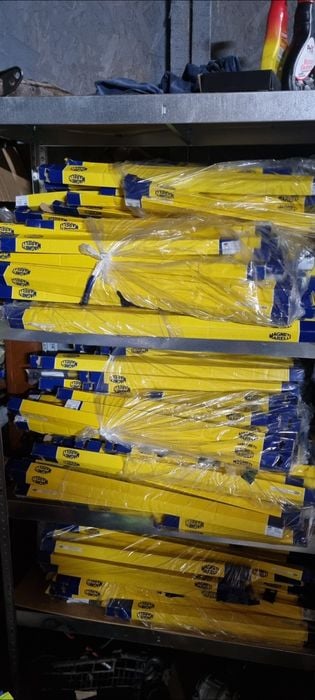 Telescoape portbagaj capota auto noi sau sh