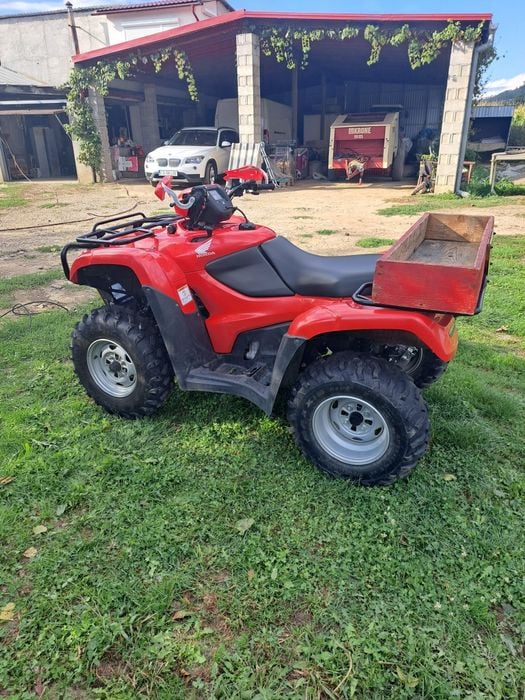 Vând atv Honda trx 500