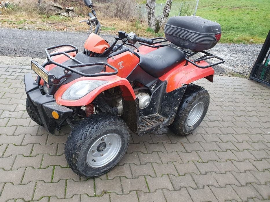 Vând atv ykmco 150 stare buna de funcționare cutie automata preț 750