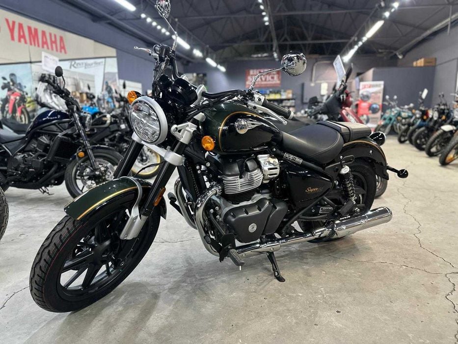 Royal Enfield Super Meteor 650 Interstellar - A2 - PROMO by EST BIKE