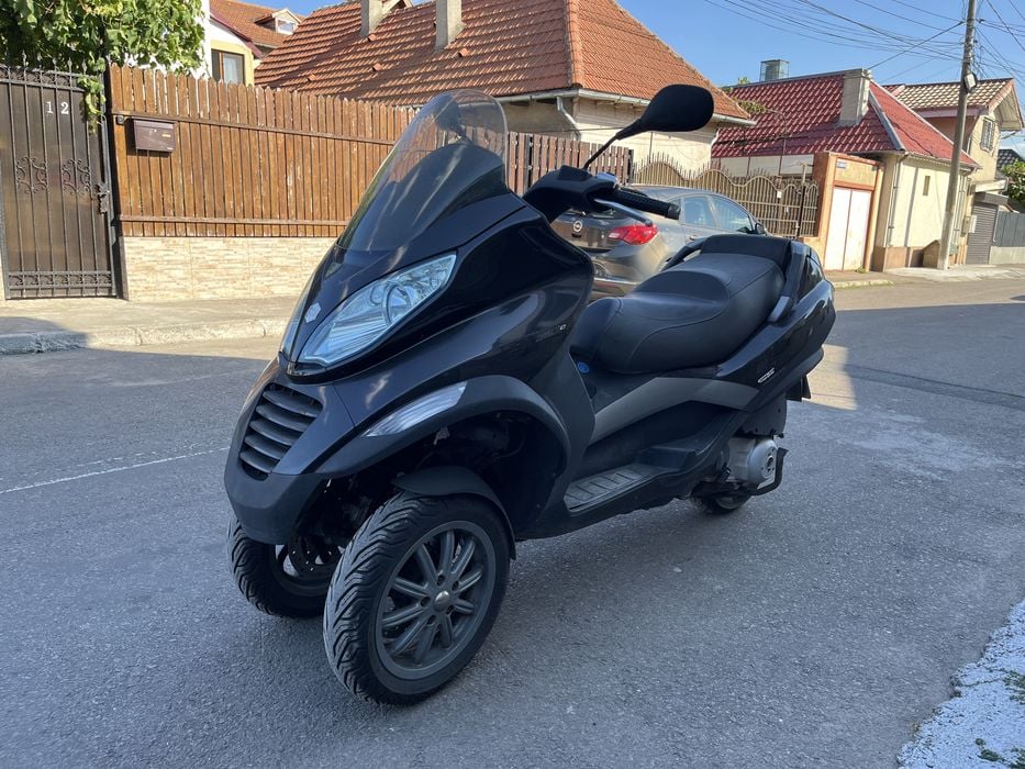 Vand/schimb Piaggio Mp3 250i