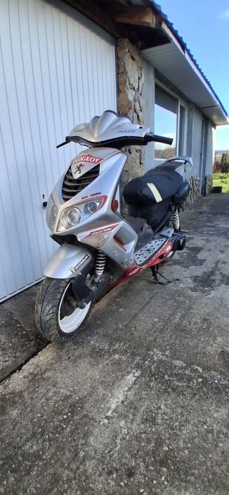 Vând Scuter Peugeot NGK