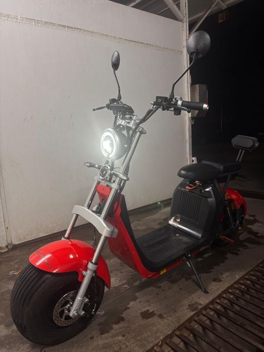 Scuter/moped electric 1500w baterie 20ah