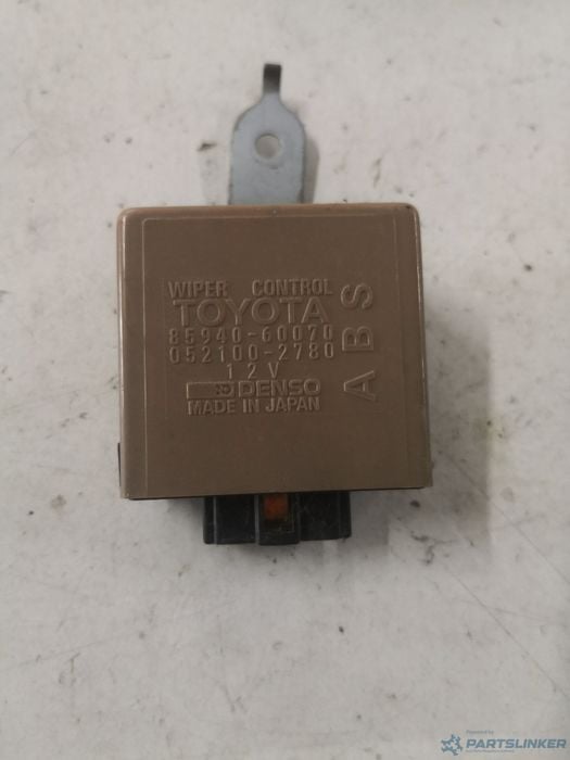 Releu Stergatoare Toyota Land Cruiser 90 (_J9_) [ 1995 - > ] Oem 8594