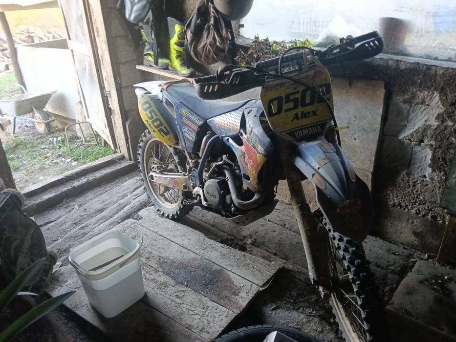 Vând cross yamaha yzf450
